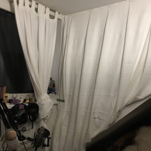 Schalldämmungs-Hack mit IKEA Tagesdecke