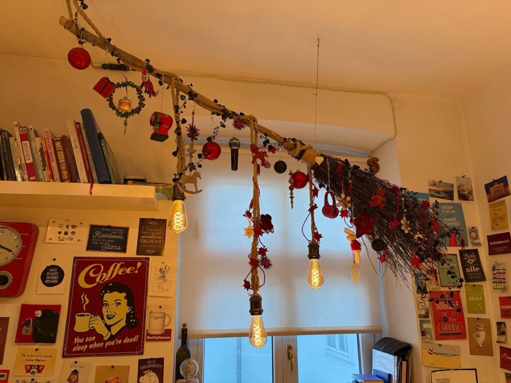 Der geschmückte Reisigbesen, Foto von 2025